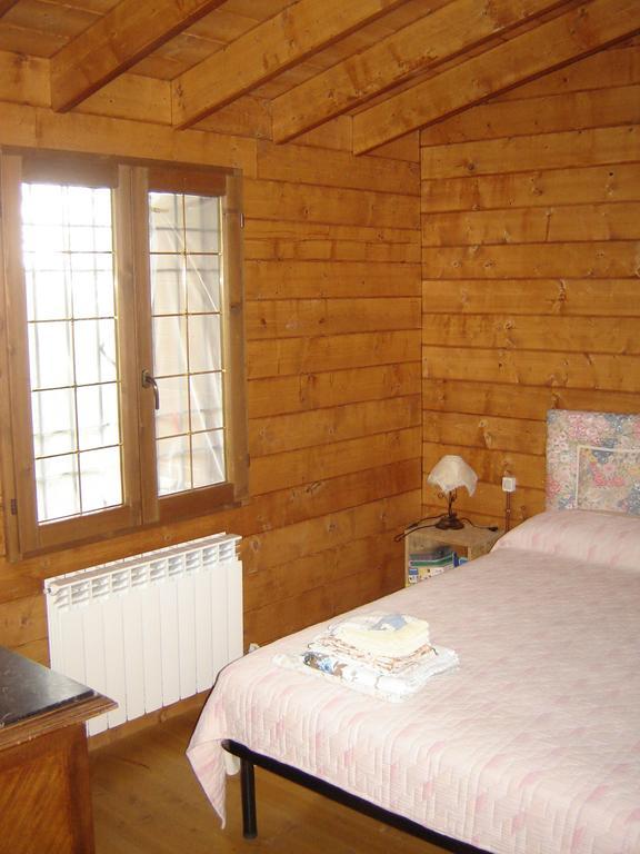 Vigoleno Casa Dell' Abbondanza B&B Agriturismo חדר תמונה